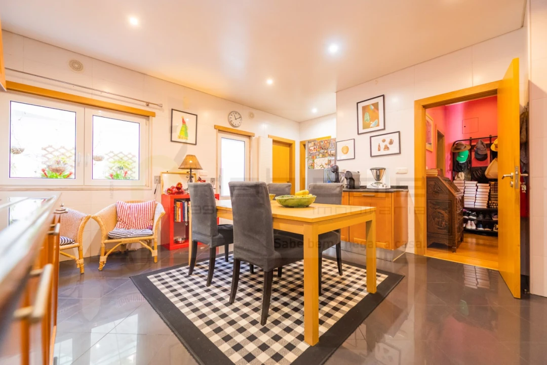 Moradia T4 para Venda em Queluz e Belas Foto 22