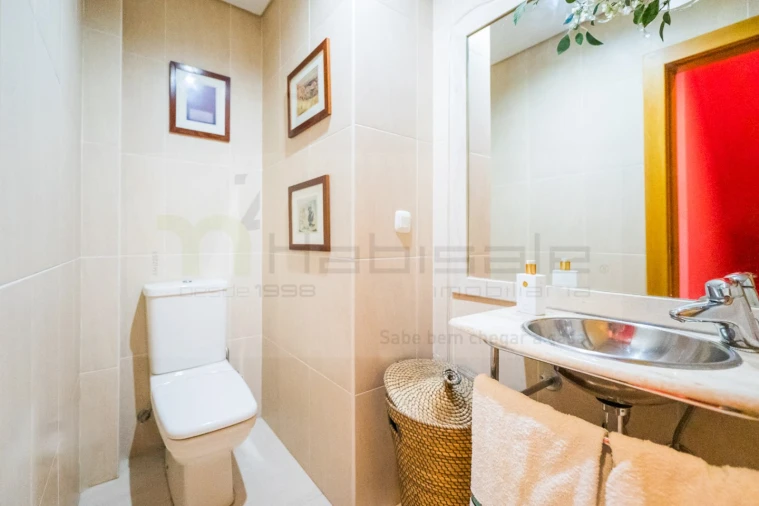 Moradia T4 para Venda em Queluz e Belas Foto 18