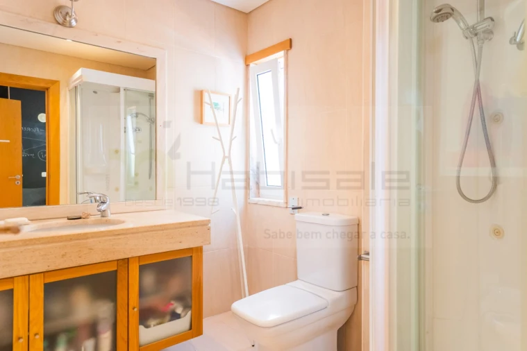 Moradia T4 para Venda em Queluz e Belas Foto 41