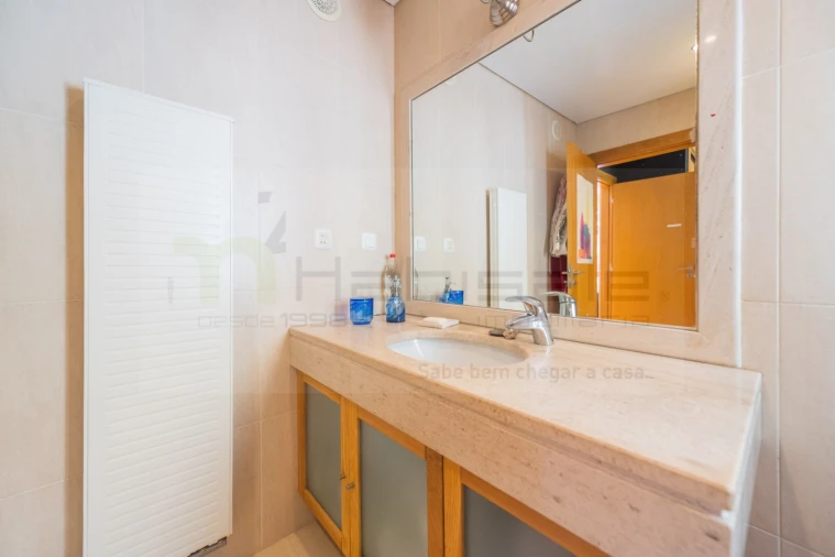 Moradia T4 para Venda em Queluz e Belas Foto 42