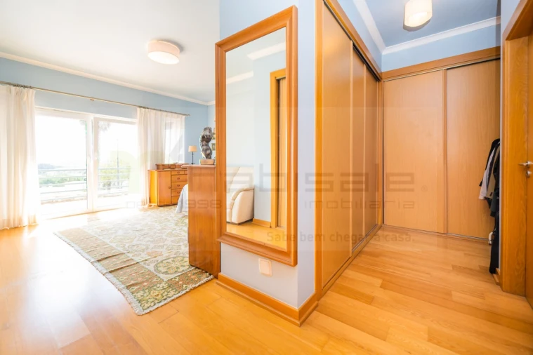 Moradia T4 para Venda em Queluz e Belas Foto 45