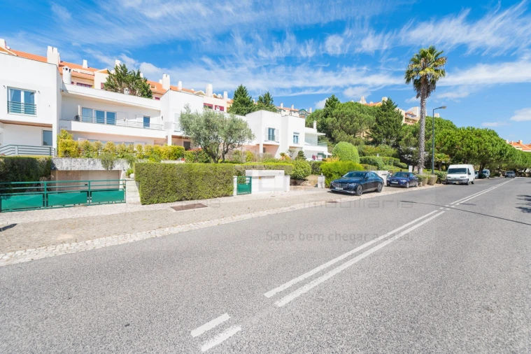 Moradia T4 para Venda em Queluz e Belas Foto 53