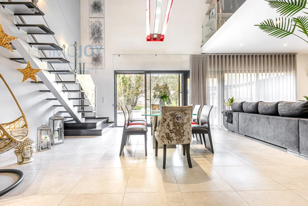 Moradia T4 para Venda em Ribeira de Nisa e Carreiras Foto 10