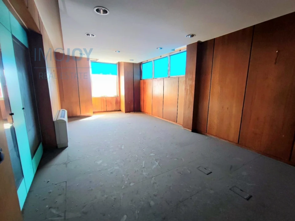 Armazém para Venda em Sacavém e Prior Velho Foto 13