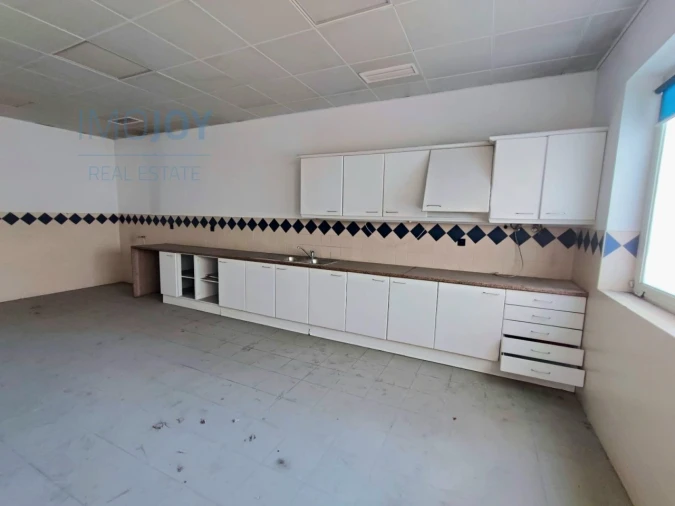 Armazém para Venda em Sacavém e Prior Velho Foto 10