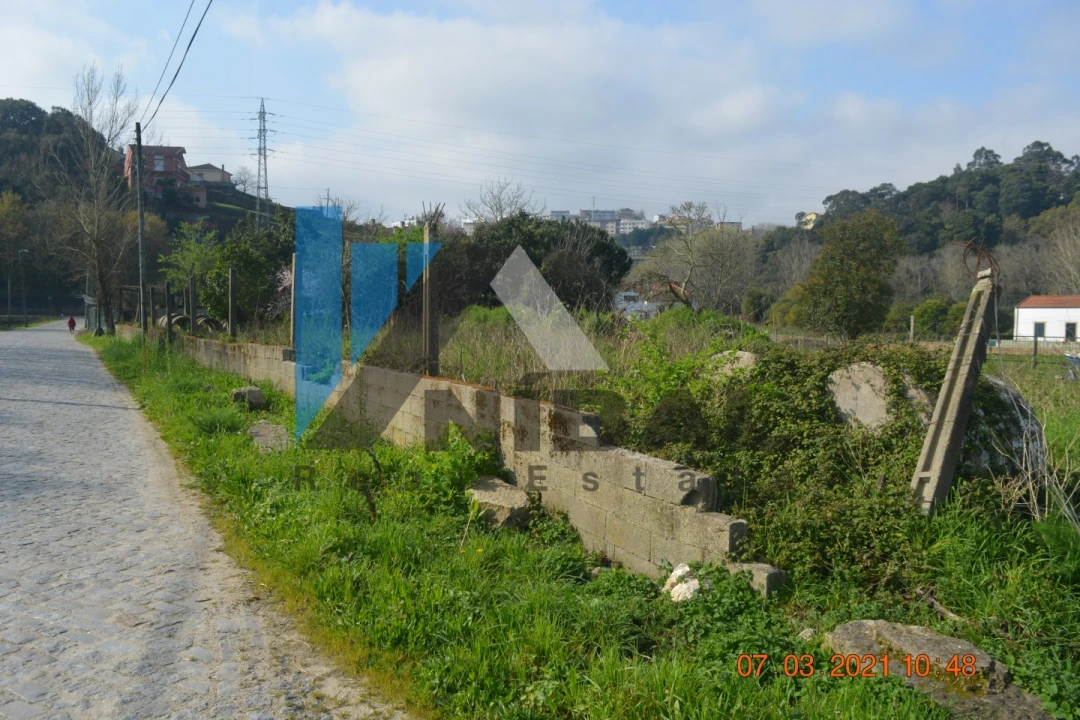 Terreno para Venda em Avintes Foto 4