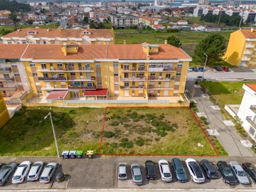 Terreno para Venda em Marinha Grande