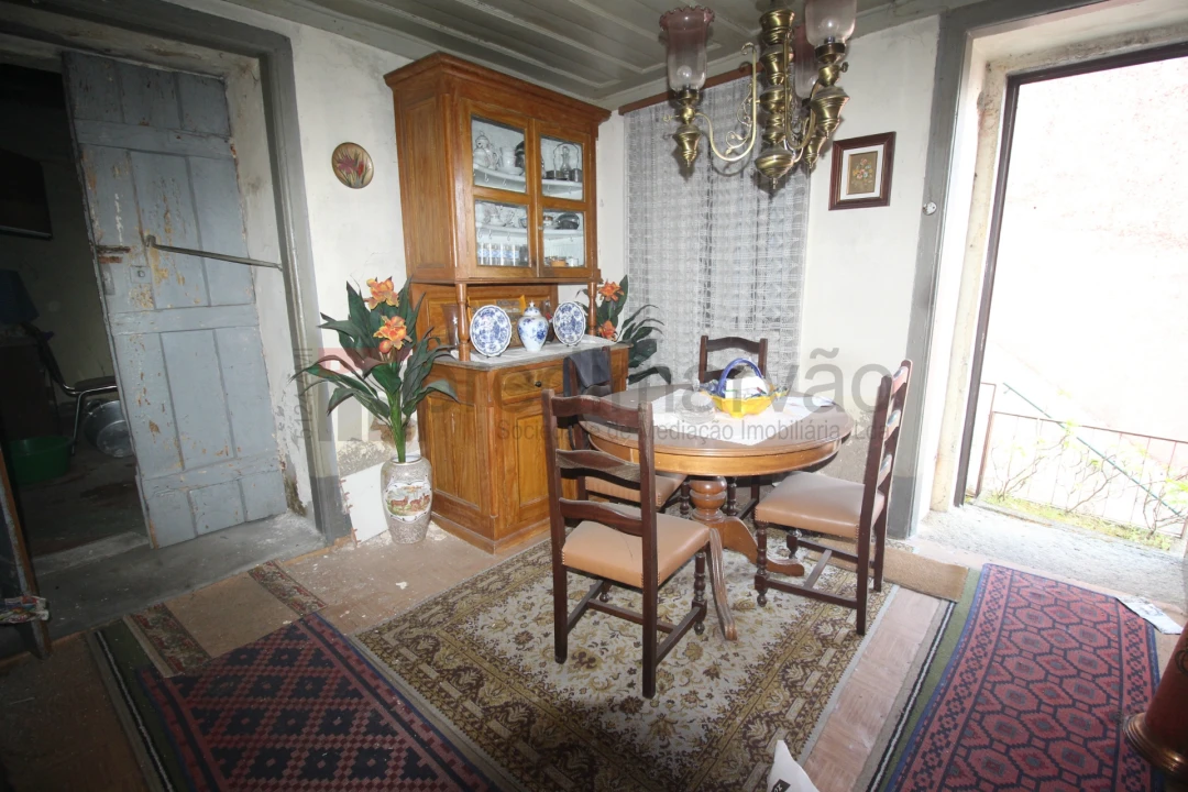 Moradia T0 para Venda em São Paio Foto 2