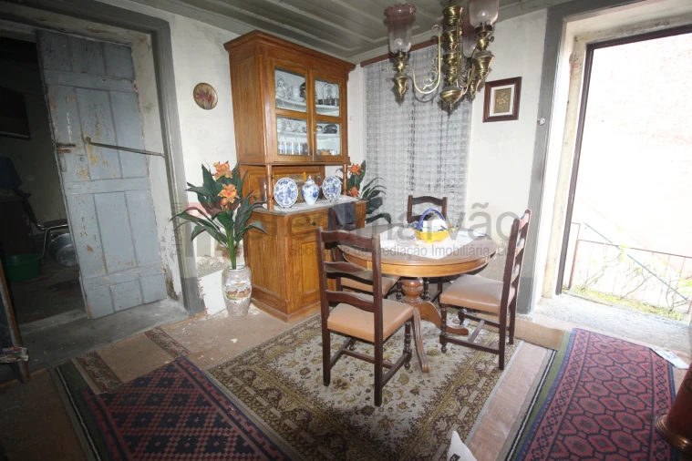 Moradia T0 para Venda em São Paio Foto 2