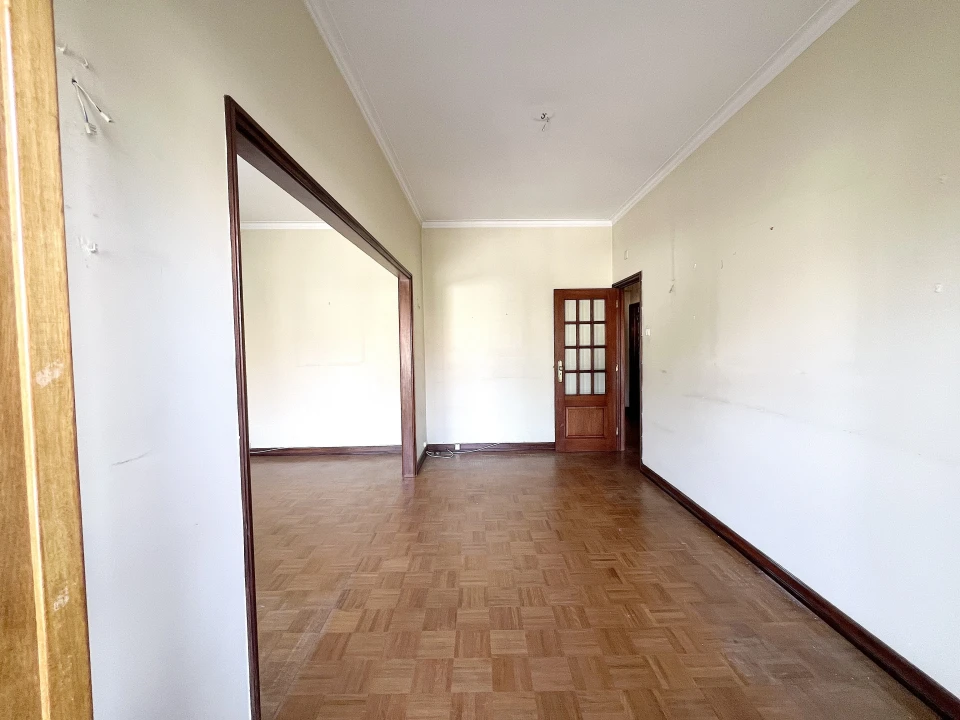 Apartamento T3 para Venda em Benfica Foto 5