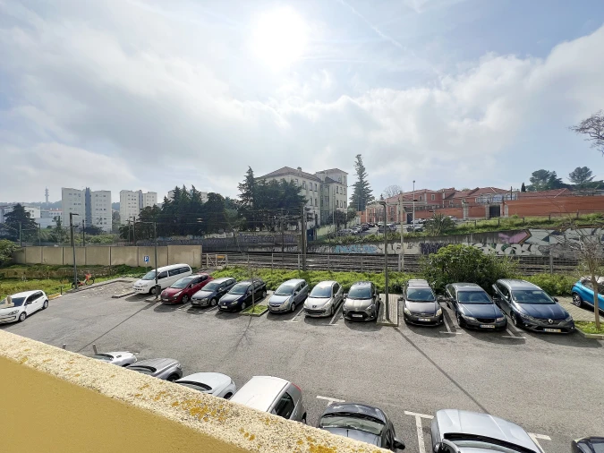 Apartamento T3 para Venda em Benfica Foto 16