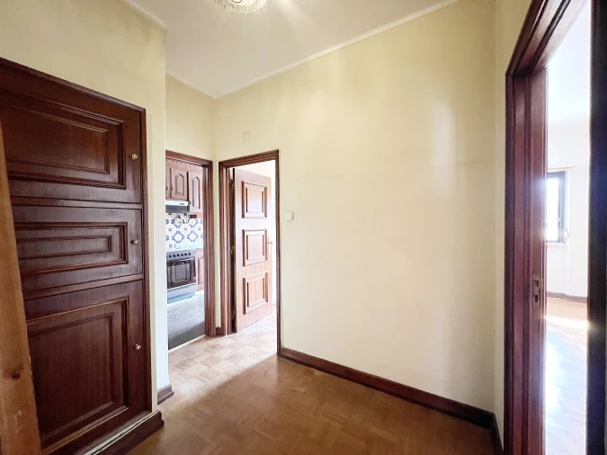 Apartamento T3 para Venda em Benfica Foto 10