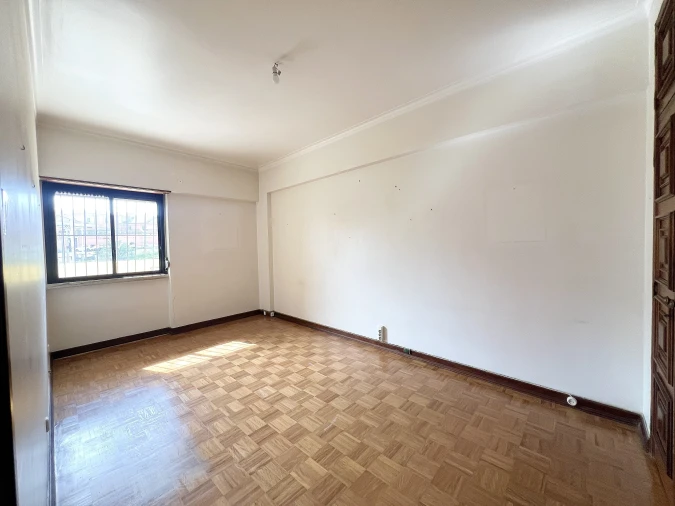 Apartamento T3 para Venda em Benfica Foto 13