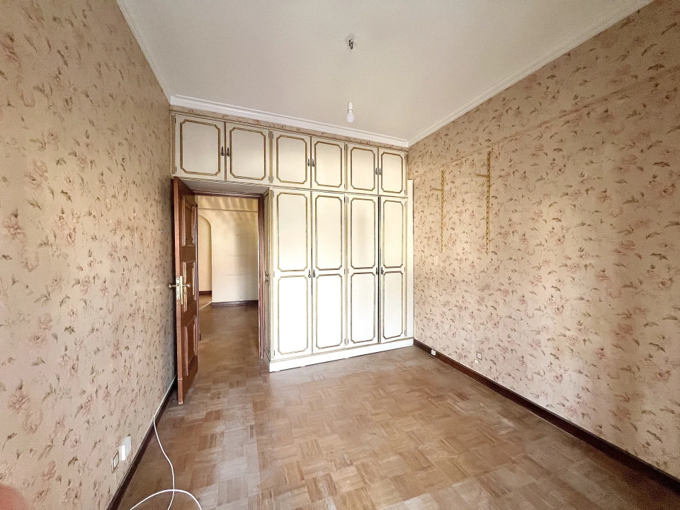 Apartamento T3 para Venda em Benfica Foto 6