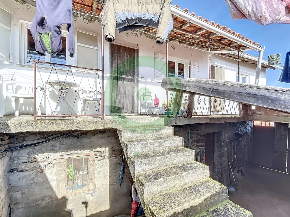 Moradia T0 para Venda em Jou Foto 12