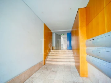 Apartamento T3 para Venda em Misericórdia