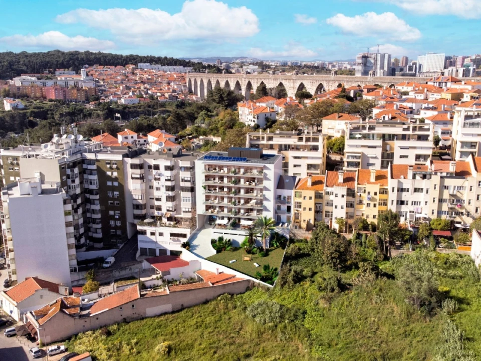 Apartamento T1 para Venda em Campolide Foto 11