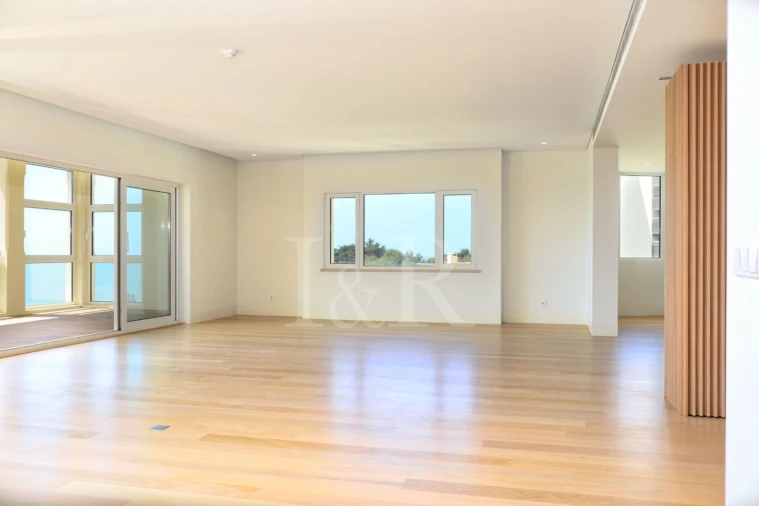 Apartamento T4 para Venda em Cascais e Estoril Foto 3