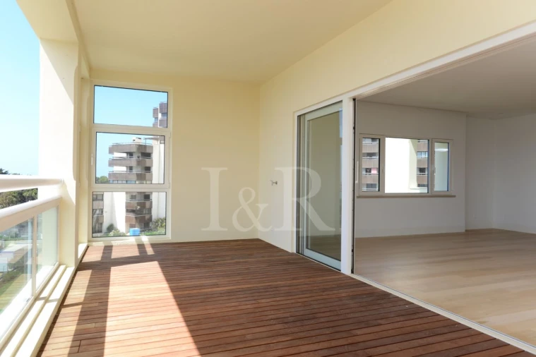 Apartamento T4 para Venda em Cascais e Estoril Foto 7