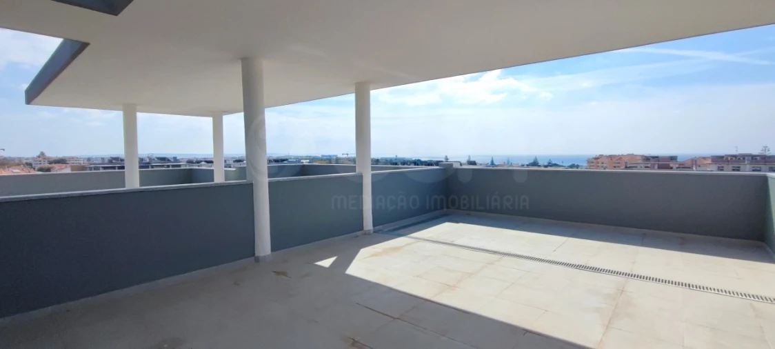 Apartamento T3 para Venda em Carcavelos e Parede