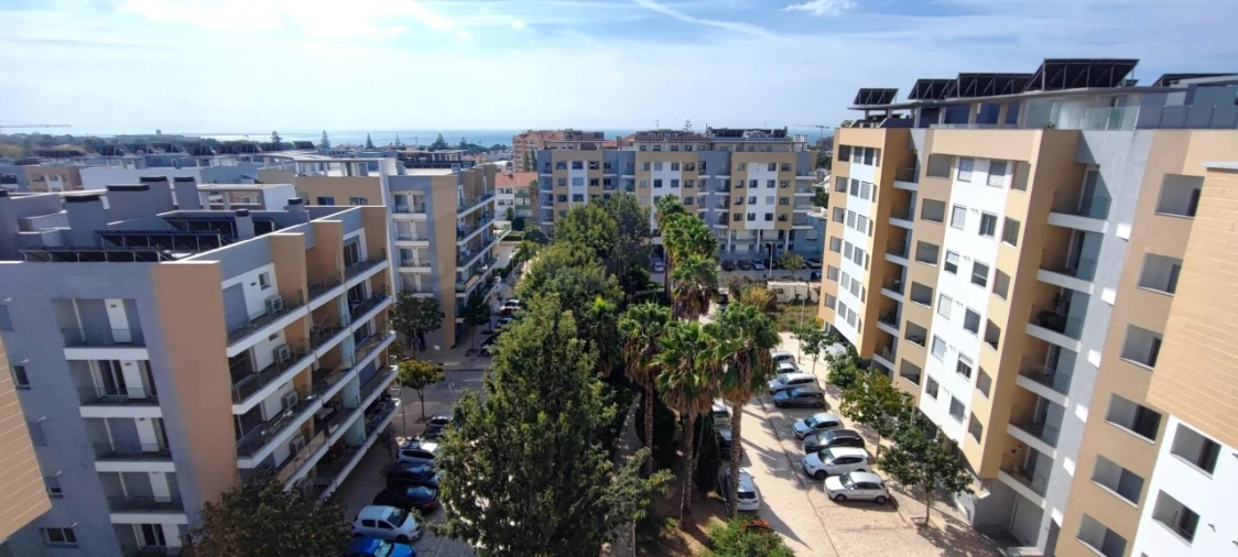 Apartamento T3 para Venda em Carcavelos e Parede Foto 5