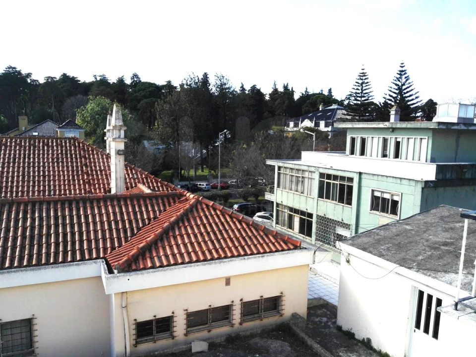 Moradia T6 para Venda em Alvalade Foto 6