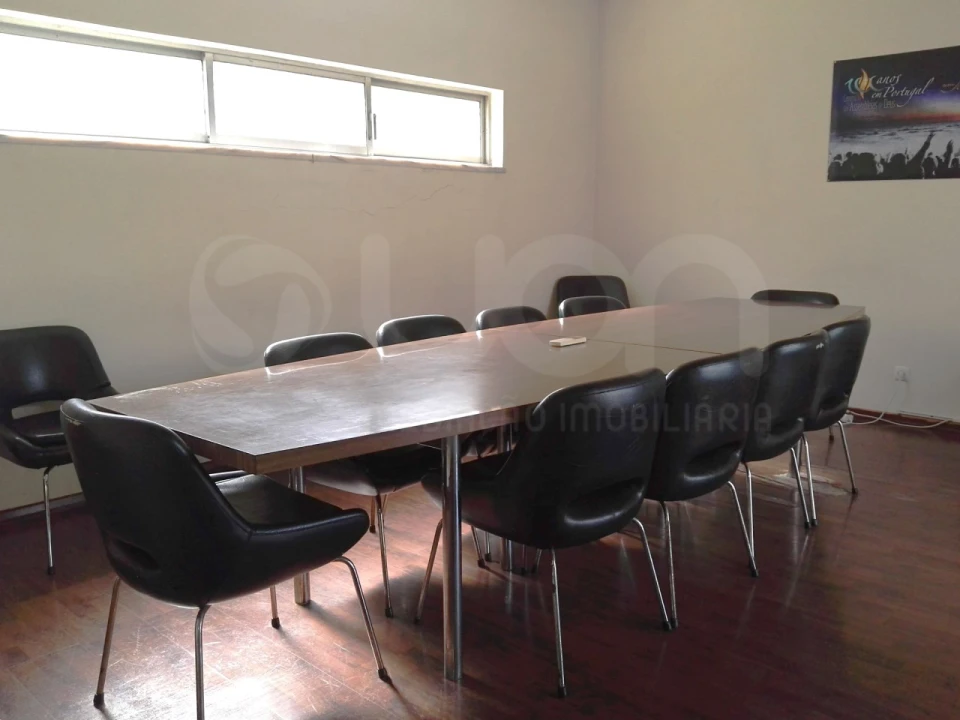 Moradia T6 para Venda em Alvalade Foto 18