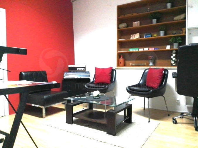 Moradia T6 para Venda em Alvalade Foto 11