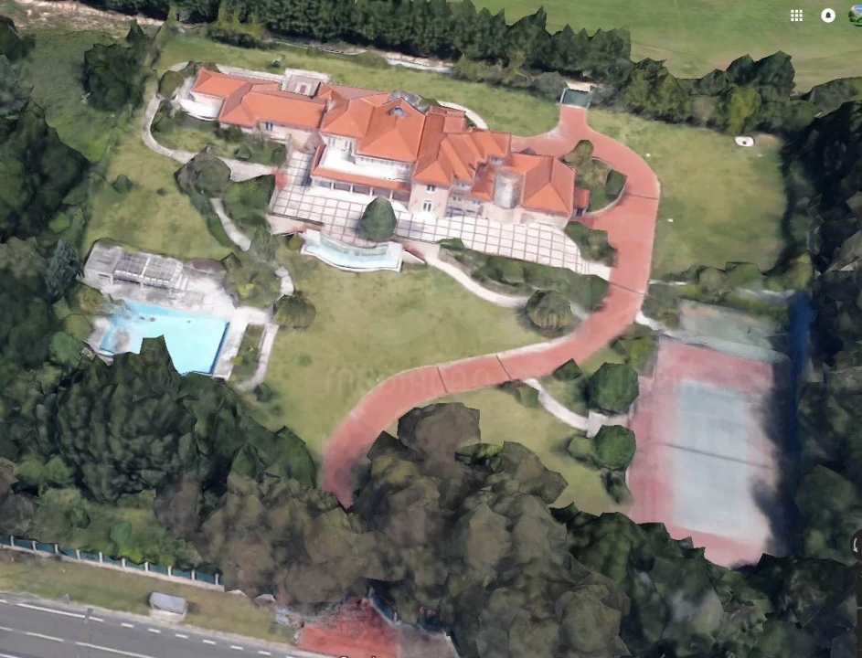 Moradia T7 para Venda em Queluz e Belas Foto 3