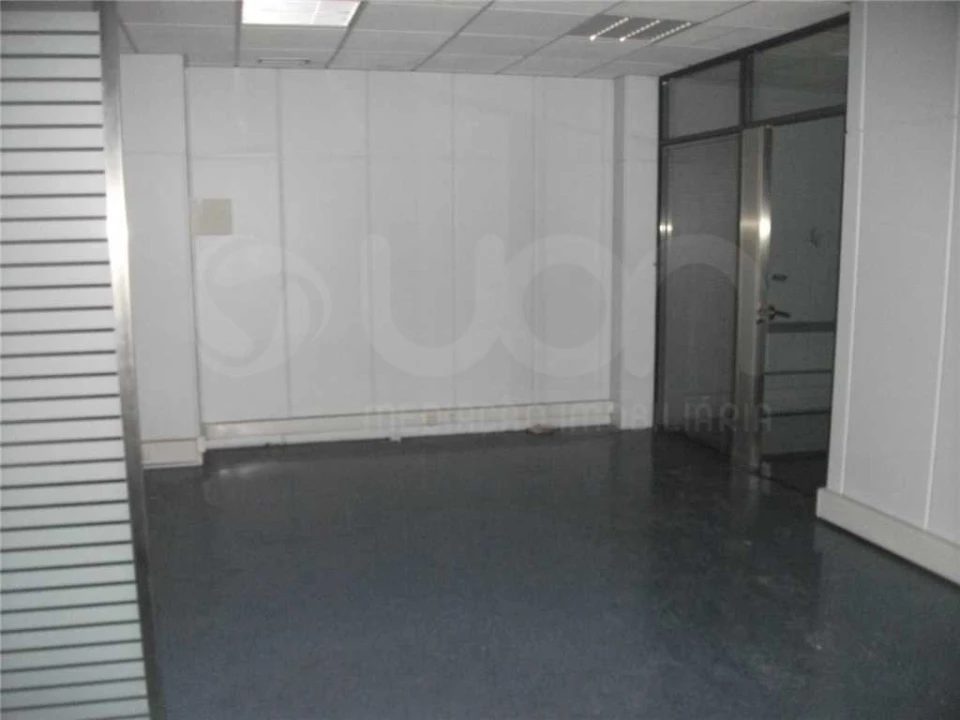 Loja para Venda em Avenidas Novas Foto 5