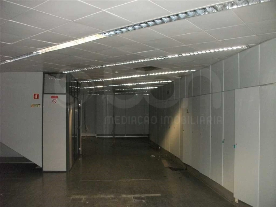 Loja para Venda em Avenidas Novas Foto 6