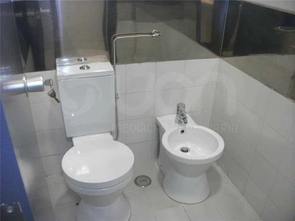 Loja para Venda em Avenidas Novas Foto 15