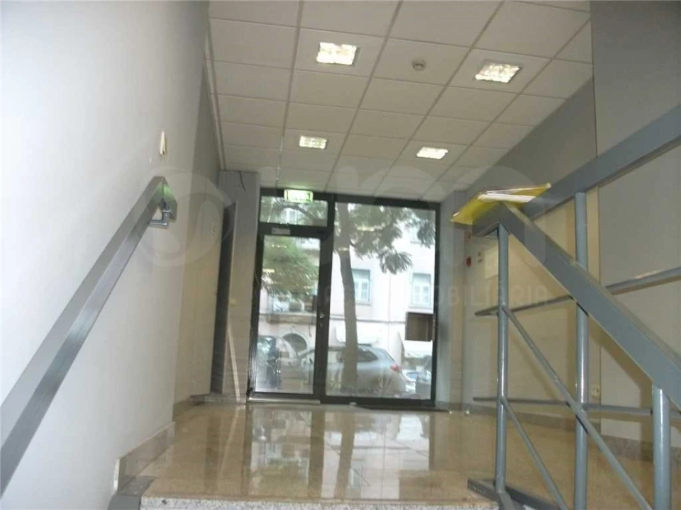 Loja para Venda em Avenidas Novas Foto 19