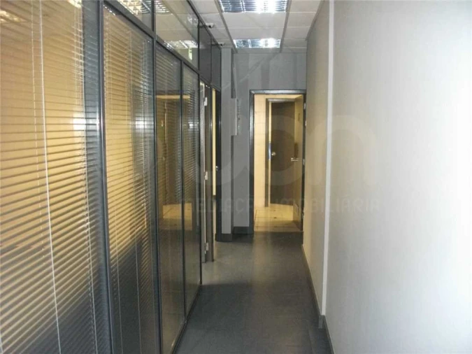 Loja para Venda em Avenidas Novas Foto 12