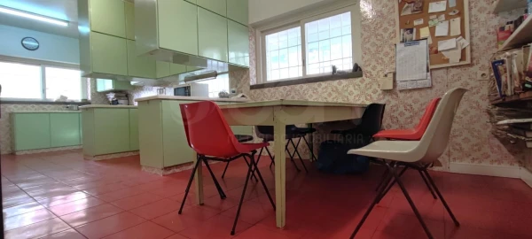 Moradia T6 para Venda em Oeiras e São Julião da Barra, Paço de Arcos e Caxias