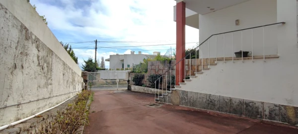 Moradia T6 para Venda em Oeiras e São Julião da Barra, Paço de Arcos e Caxias
