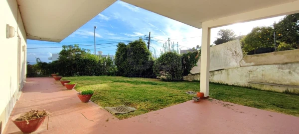 Moradia T6 para Venda em Oeiras e São Julião da Barra, Paço de Arcos e Caxias