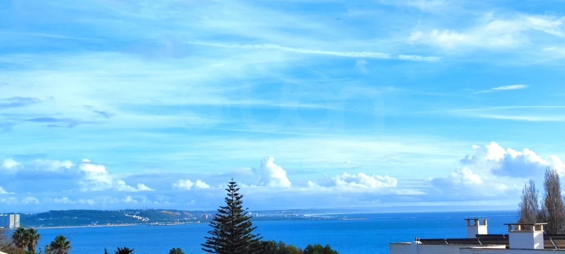 Moradia T6 para Venda em Oeiras e São Julião da Barra, Paço de Arcos e Caxias Foto 3