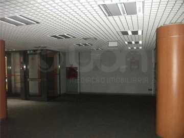 Loja para Venda em Estrela