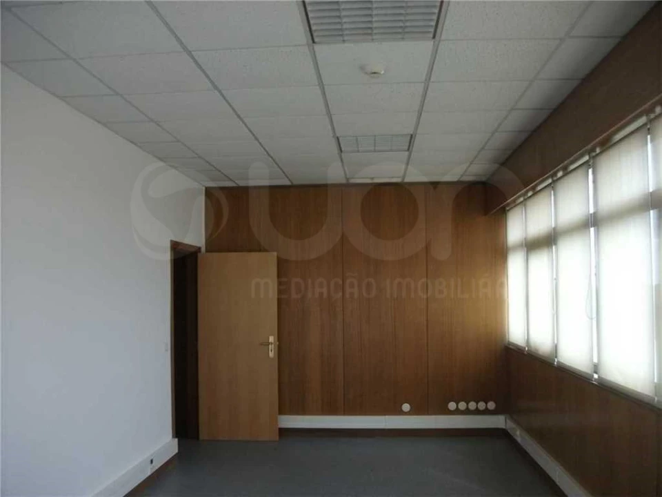 Escritório para Arrendamento em Belém Foto 2
