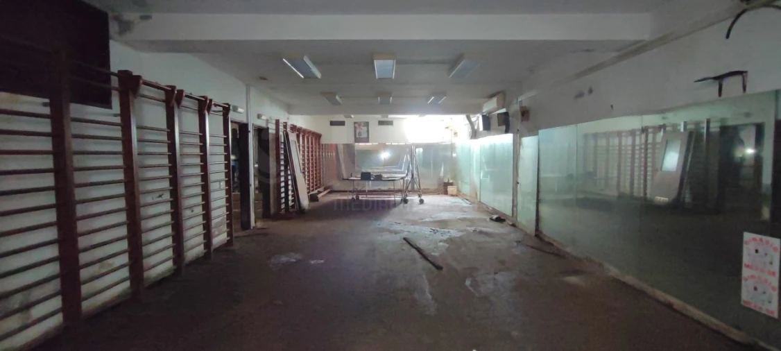 Loja para Venda em Carcavelos e Parede Foto 5