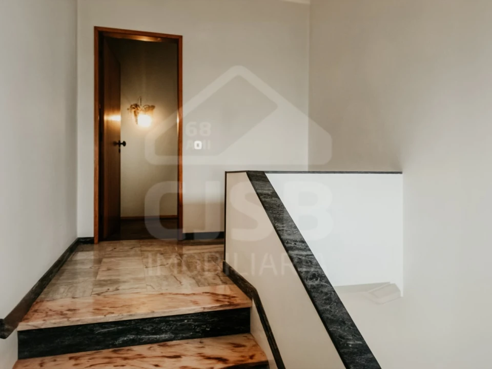 Moradia T5 para Venda em Biscainho Foto 33