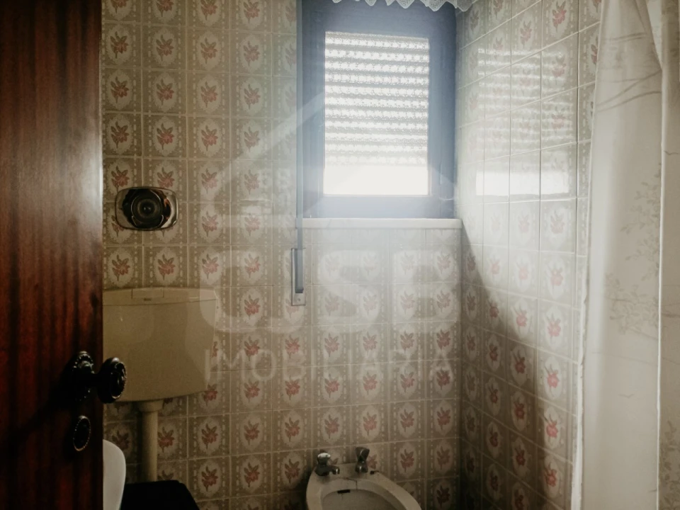 Moradia T5 para Venda em Biscainho Foto 37