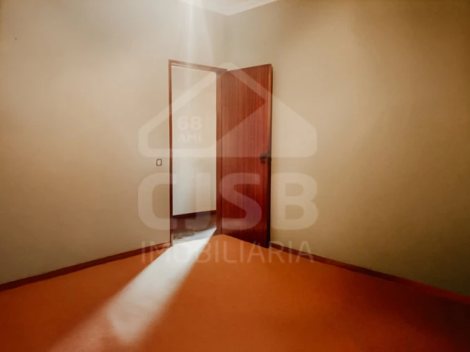 Moradia T5 para Venda em Biscainho Foto 10