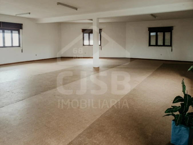 Moradia T5 para Venda em Biscainho Foto 39