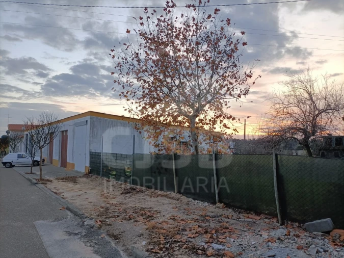 Moradia T5 para Venda em Biscainho Foto 60