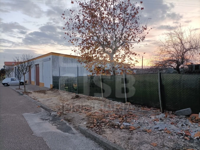 Moradia T5 para Venda em Biscainho Foto 63