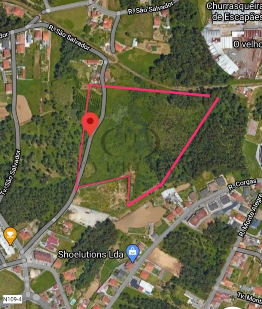 Terreno para Venda em Fornos Foto 1