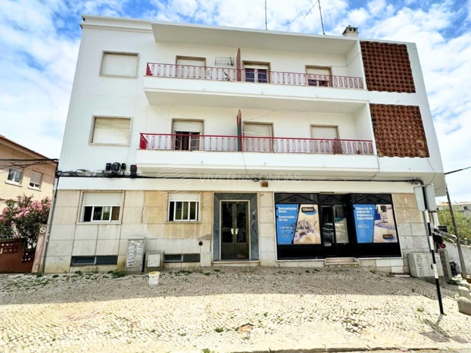 Prédio para Venda em Almada, Cova da Piedade, Pragal e Cacilhas Foto 3