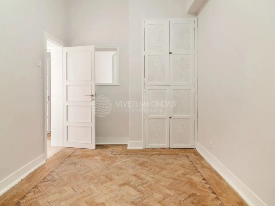 Prédio para Venda em Almada, Cova da Piedade, Pragal e Cacilhas Foto 9